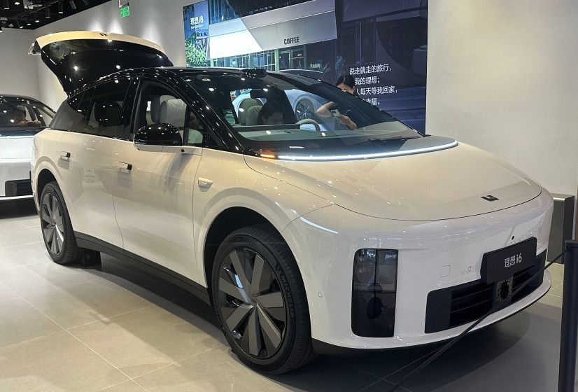 Li Auto i6 в Китае: мощность до 544 л. с. и обновление в октябре