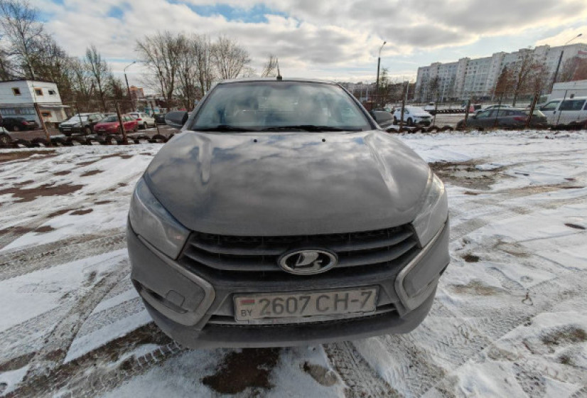 В России таких нет: в Беларуси начали продавать уникальные Lada Vesta